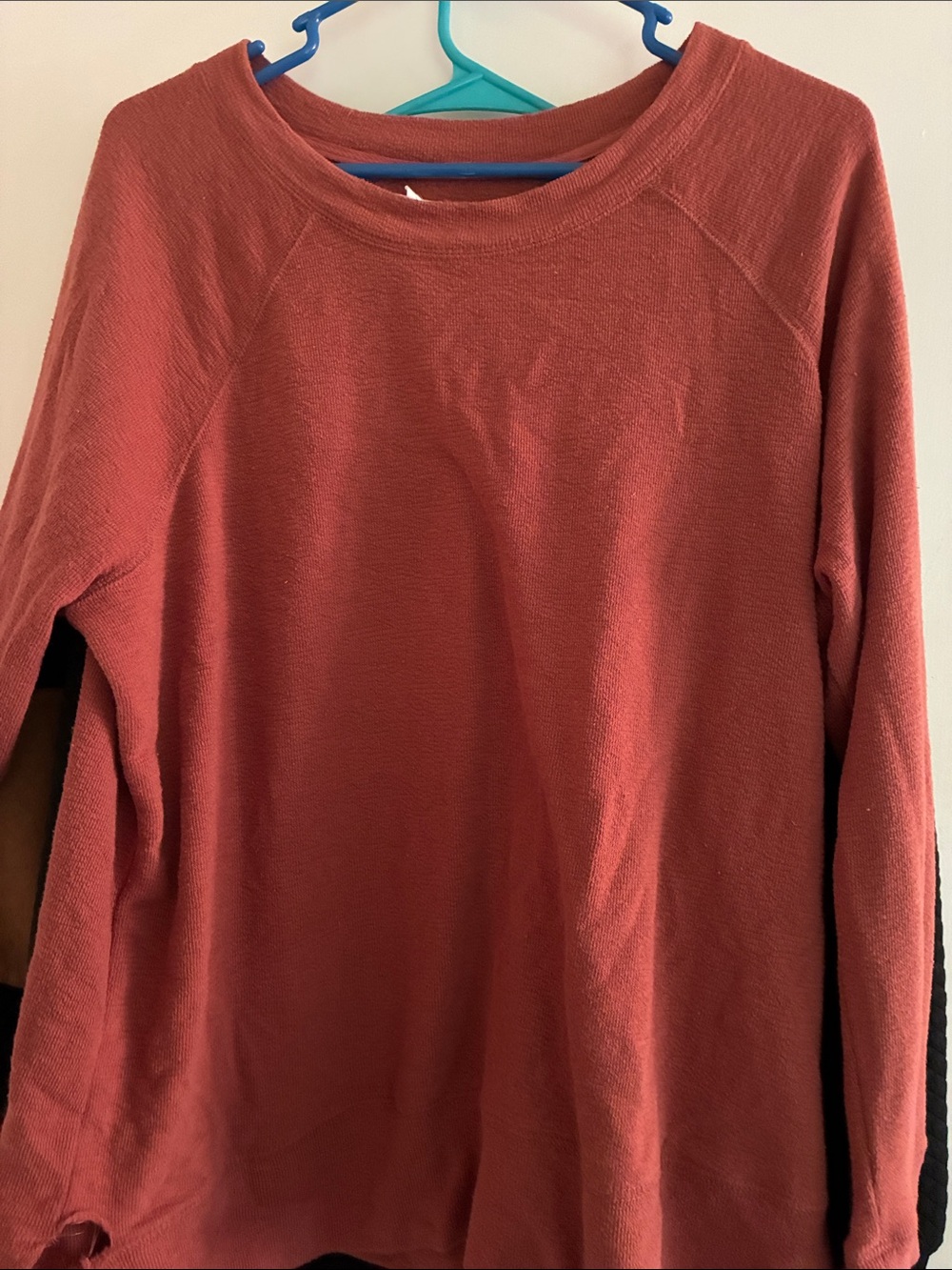 Maurices Women's Crewneck Sweater in Dusty Rose